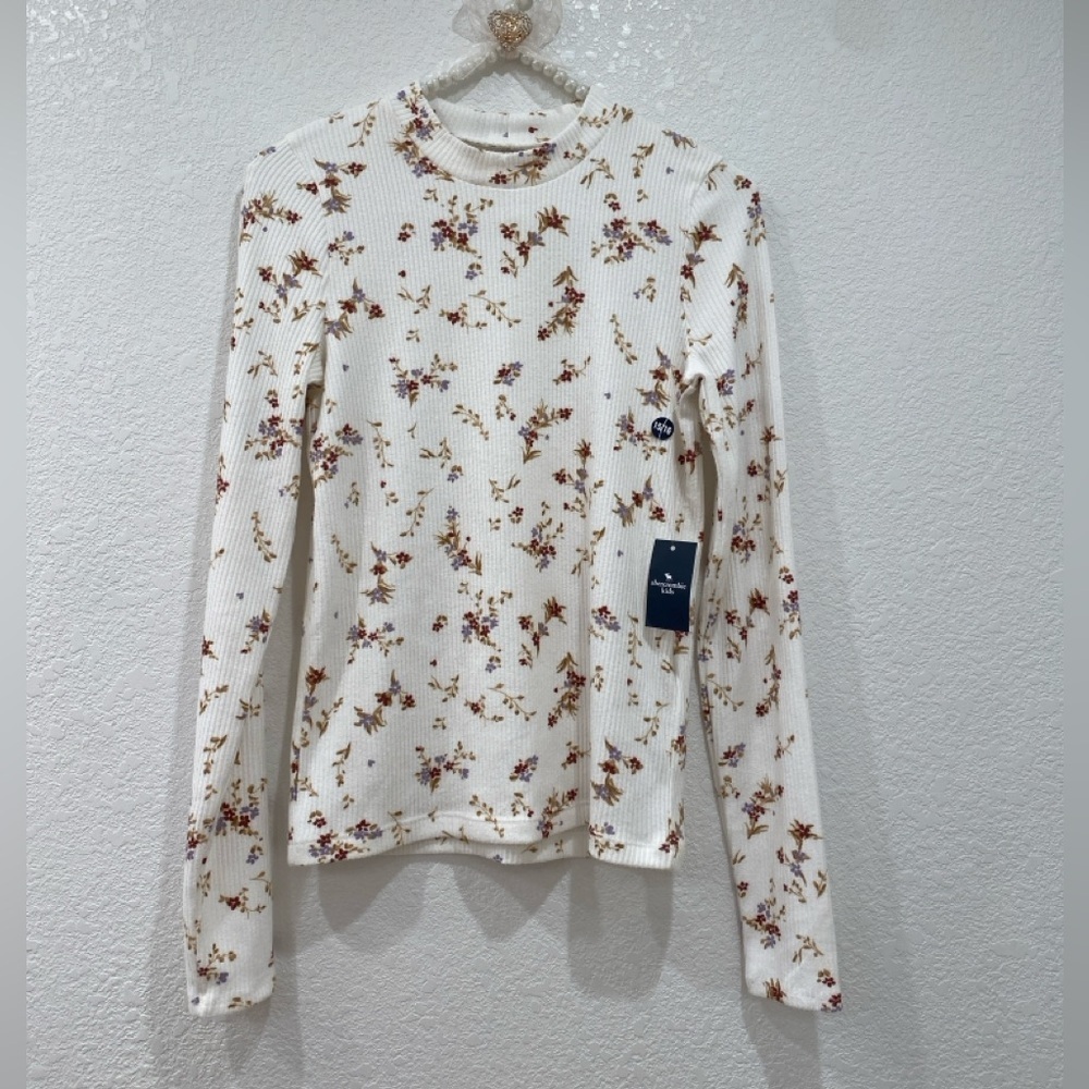 Abercrombie kid’s floral ribbed long sleeve shirt size 15/16 NWT